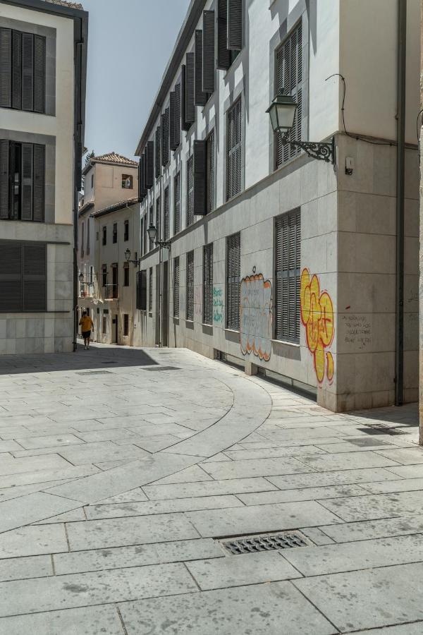 Tuguest Postigo II Catedral Apartment - Free Parking Granada Eksteriør billede